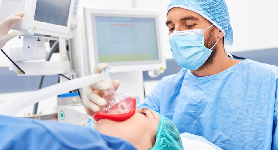 Durée en salle de réveil post-opération : que faut-il savoir ?