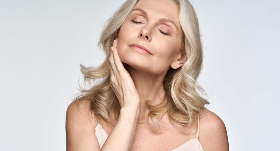 Combien de temps dure un brow lift ? durée et conseils de récupération