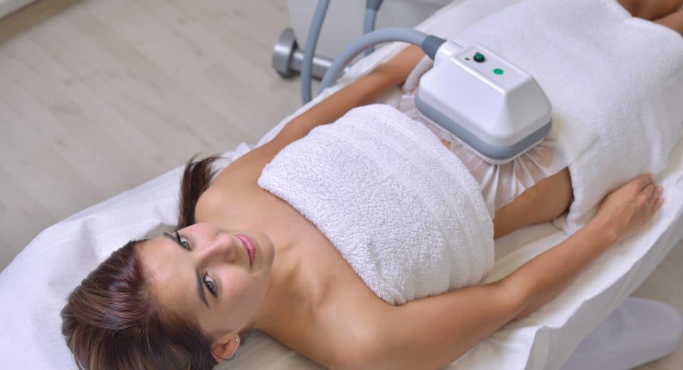 Cryolipolyse : combien de séances faut-il pour voir des résultats ?