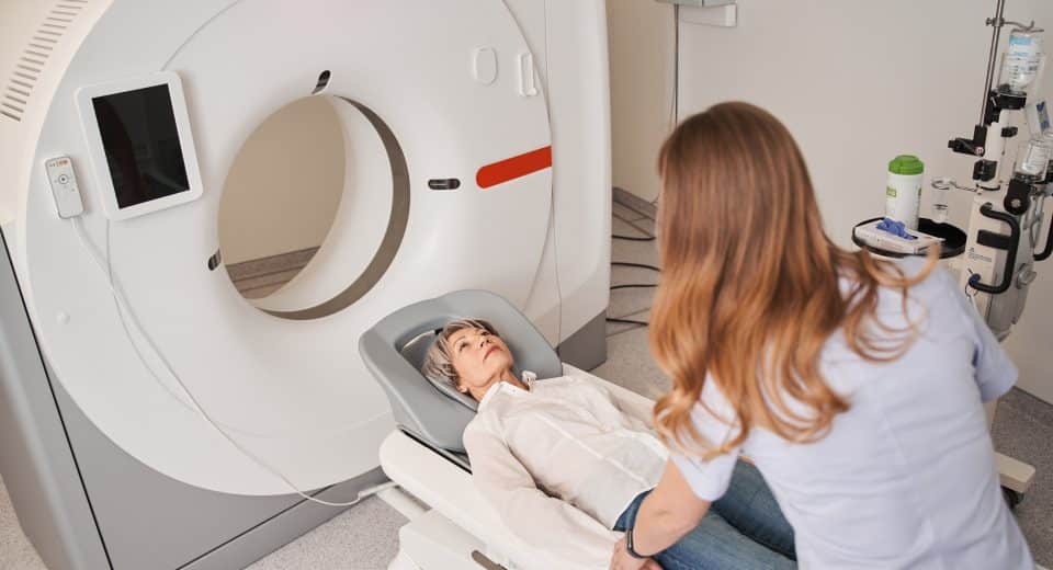 Durée d'une infiltration sous scanner : tout ce que vous devez savoir