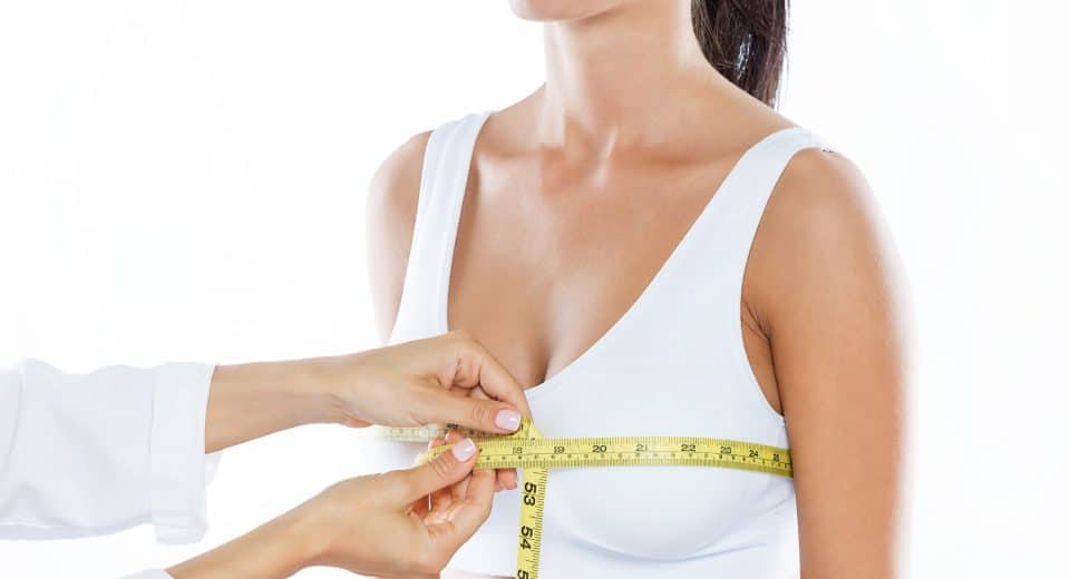 Durée de port du soutien-gorge après réduction mammaire : guide complet